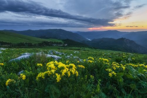 Рассвет на Дженту