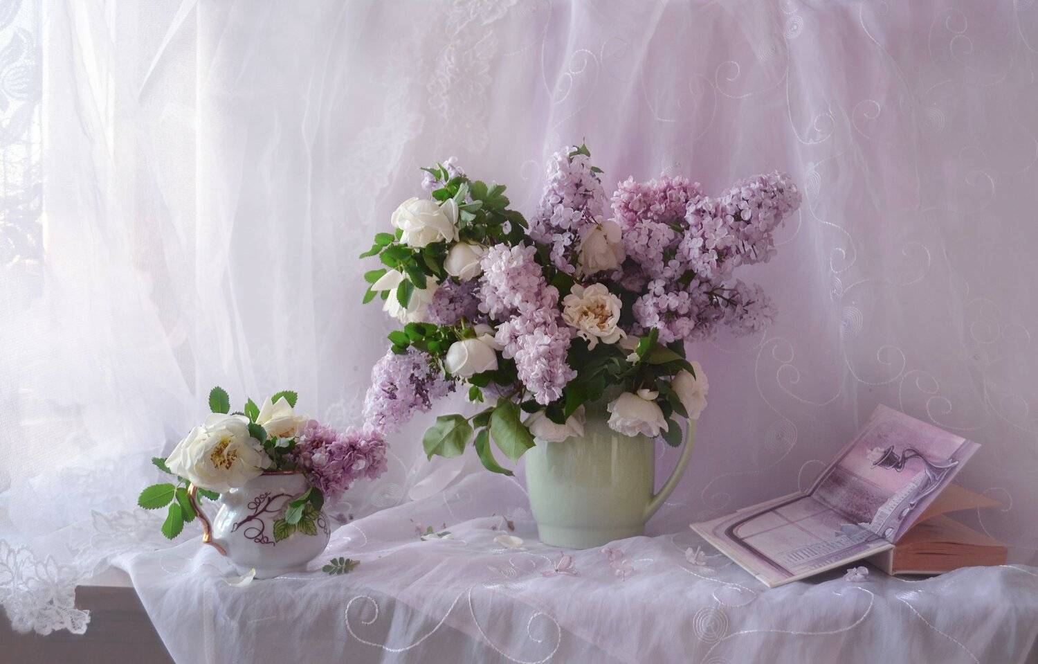 still life, фото натюрморт, стихи, сирень, натюрморт, настроение,белый шиповник, книга, лето, июнь, Колова Валентина