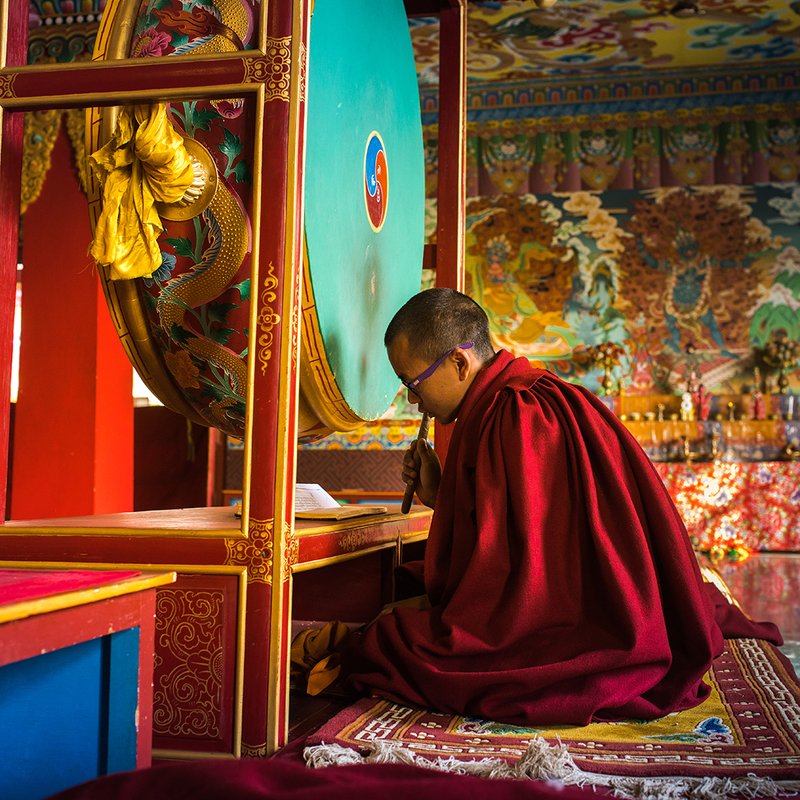 Пуджа. Буддийский монастырь на севере Индии фото превью