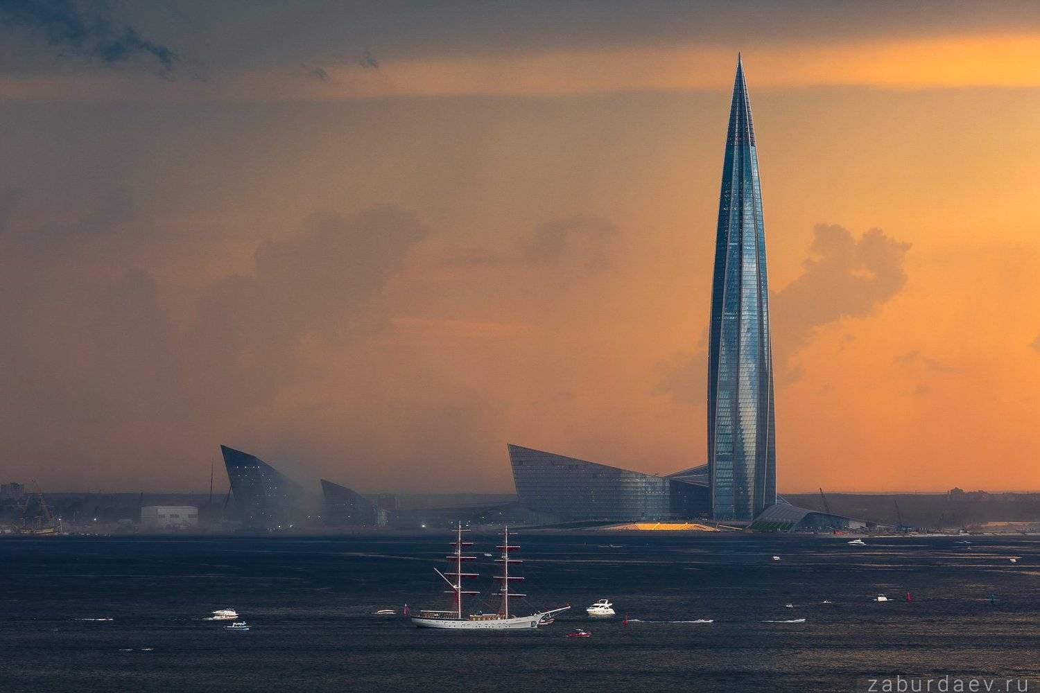 россия, петербург, город, лето, алые паруса, Станислав Забурдаев