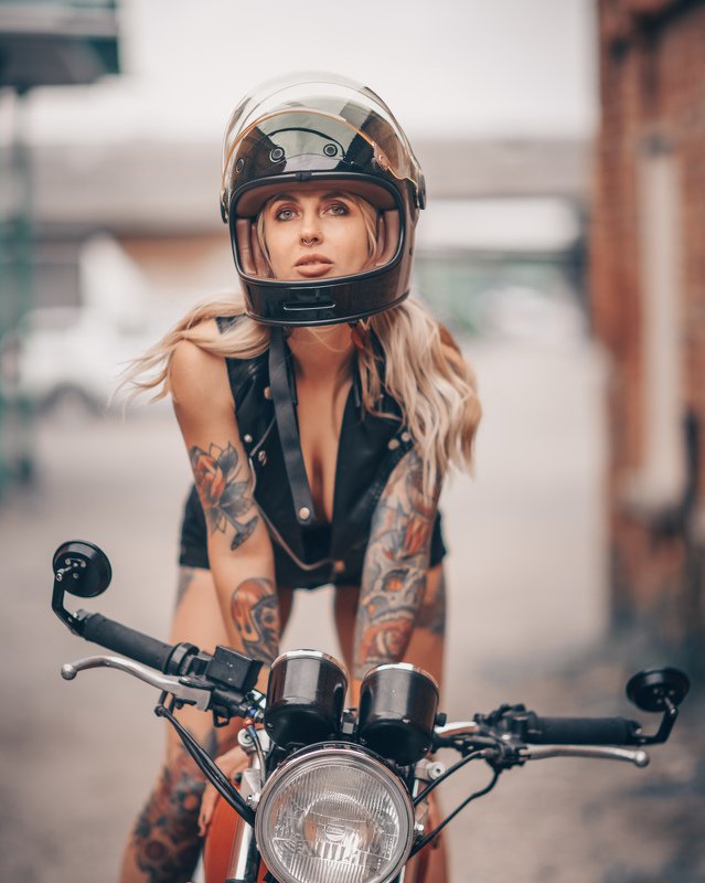 Tatoogirl фото превью