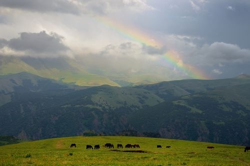 Радуга в горах