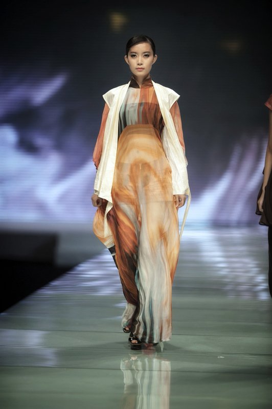 mood portrait, fashion fashion show фото превью