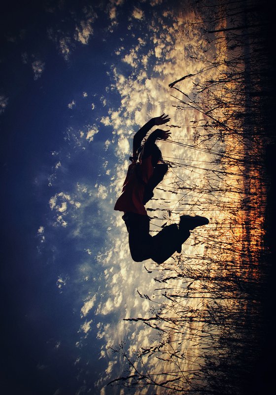 wwwest прыжок силуэт закат jump sunset silhouette Прыжок фото превью