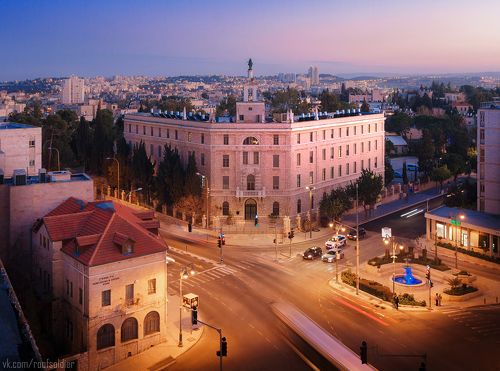 Paris Square, Jerusalem
