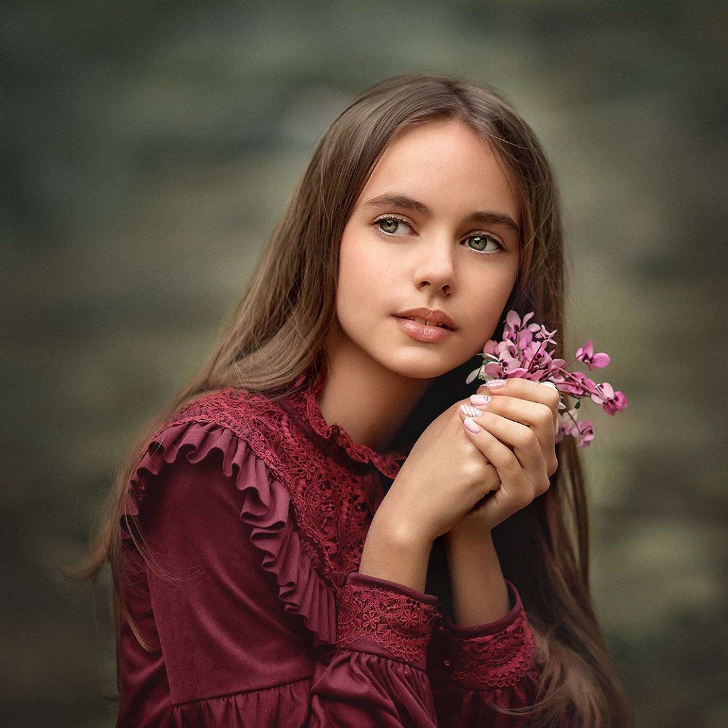 , Елена Михайлова