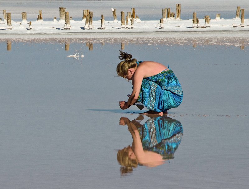 дама, отражение Бубновая дама фото превью