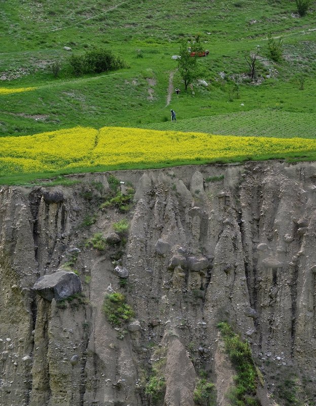 Кабардино-Балкария, Черекское ущелье, Верхняя Балкария, Северный Кавказ Огород на краю земли фото превью