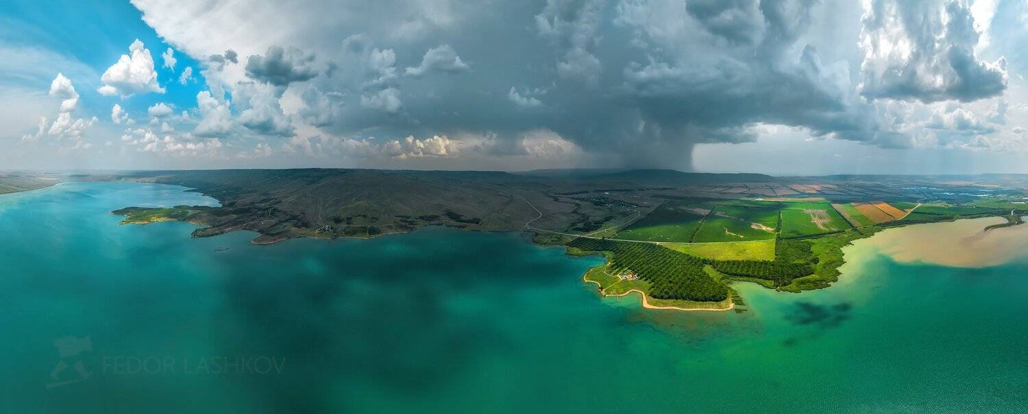 ставропольский край, путешествие, mavic, квадрокоптер, аэросъёмка, полёт, озеро, тучи, облака, небо, гроза, фронт, ливень, дождь, непогода, сенгилеевское озеро, берег, поля, дорога,, Лашков Фёдор