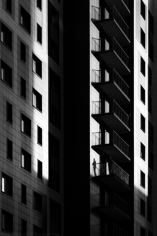 арихитектура, черно-белое, чб, монохром, стритфото, street photography, bnw, blackandwhite, black&white, monochrome, building, architecture, streetphoto, shadow, light, тень, свет,  *** фото превью