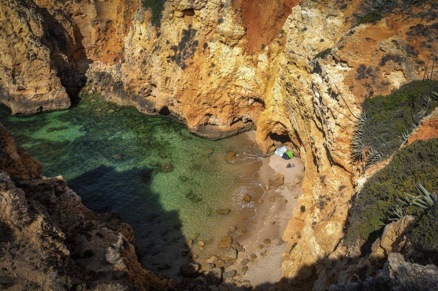 камни, пляж, океан, Александр Безмолитвенный