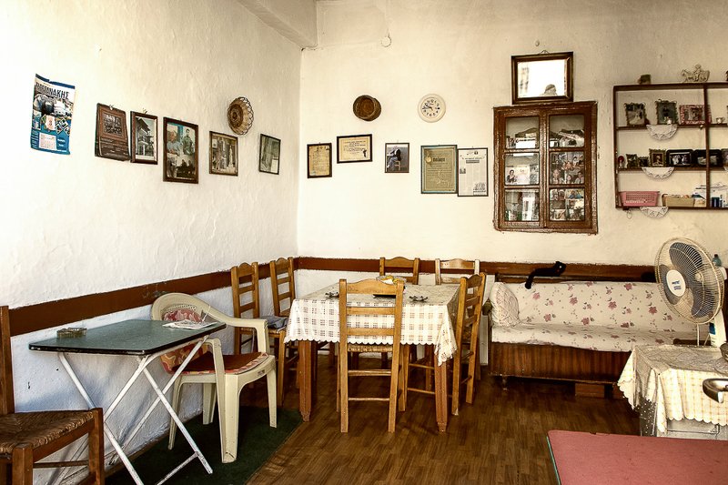 street,urban, life The Provincial фото превью