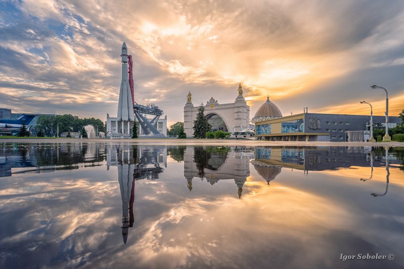 космос, павильон космос, вднх,отражение, москва Космос фото превью