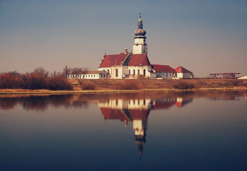 Монастир - тюрма фото превью