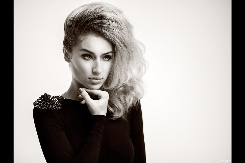 Виктория фото превью