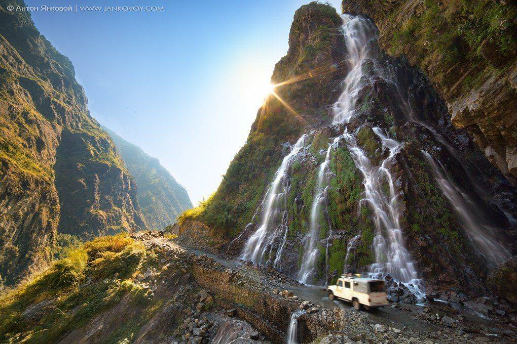 mountains, car, road, горы, дорога, jeep, waterfall, водопад, машина, hills, непал, гималаи, george, холмы, аннапурна, ущелье, джип, nepal, himalayas, annapurna, Антон Янковой (www.photo-travel.com.ua)