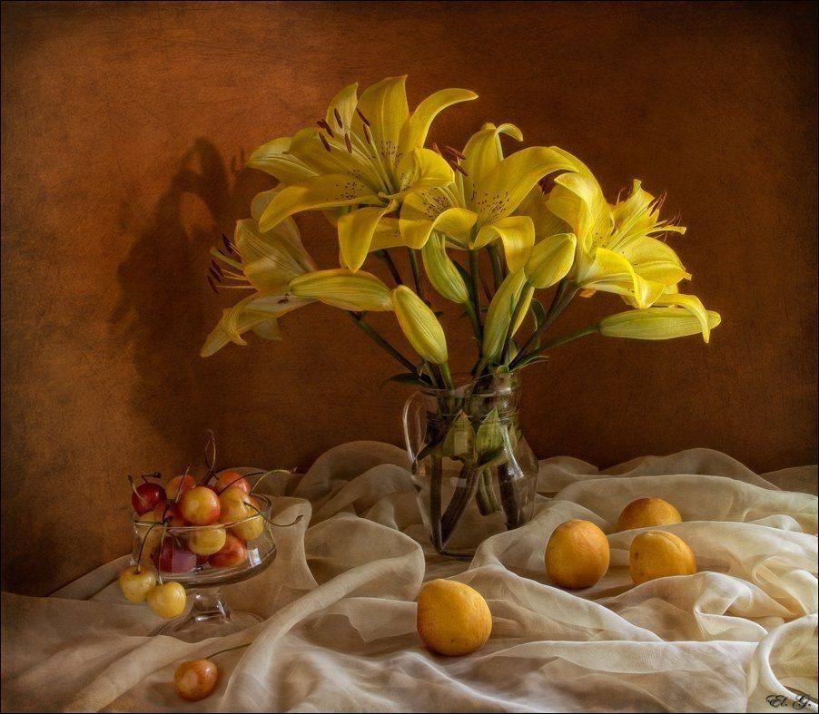 натюрморт, лилия, черешня, абрикос, лето, жёлтый, , сладкий, still, life, lily, cherry, apricot, yellow, summer, El. G.