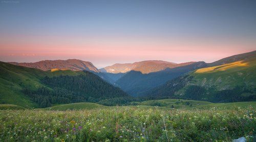 В час рассвета
