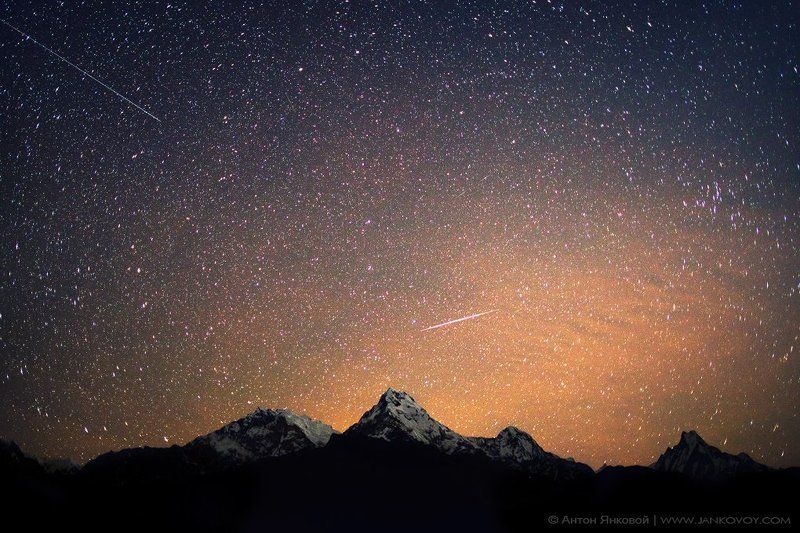 mountains, night, ночь, звезды, горы, stars, непал, гималаи, аннапурна, meteor, метеор, мачапучре, satelite, tadapani, спутник, nepal, himalayas, annapurna, fish tail, hinchuli, machhapuchhre, ghorepani, tadapani, тадапани, хинчули, горепани, гандрук МЕТЕОР и СПУТНИК фото превью