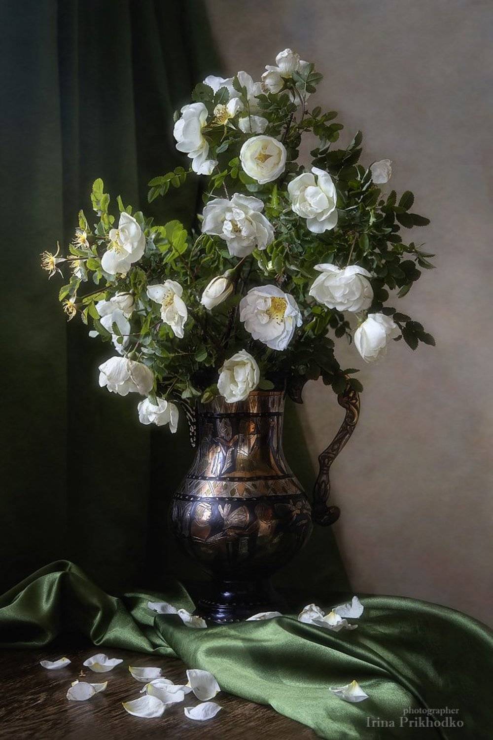 натюрморт, винтажный, ретро, цветочный, шиповник, художественное фото, Ирина Приходько