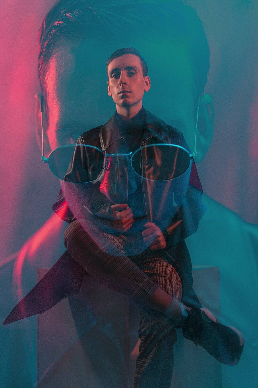 neon,  Дмитрий