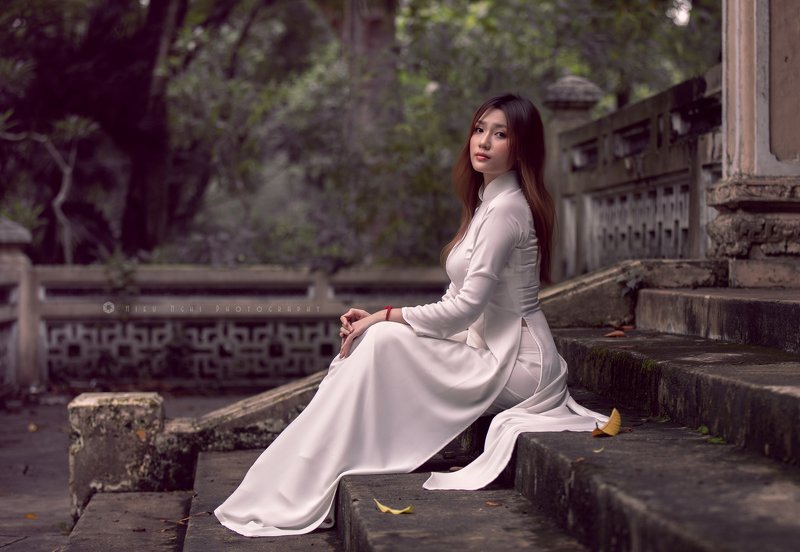 ao dai, long dress, charming, pagoda, traditional, sad Wisfulness фото превью