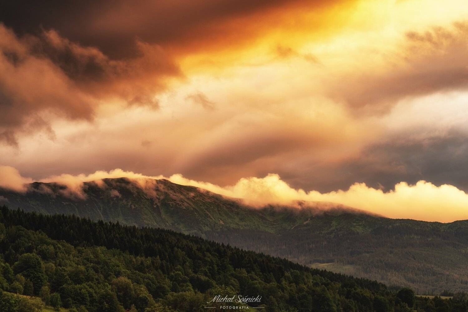 #poland #foggy #sunrise #mountains #landscape #photo #amazing #nature #sunset #zawoja, Michał Sośnicki
