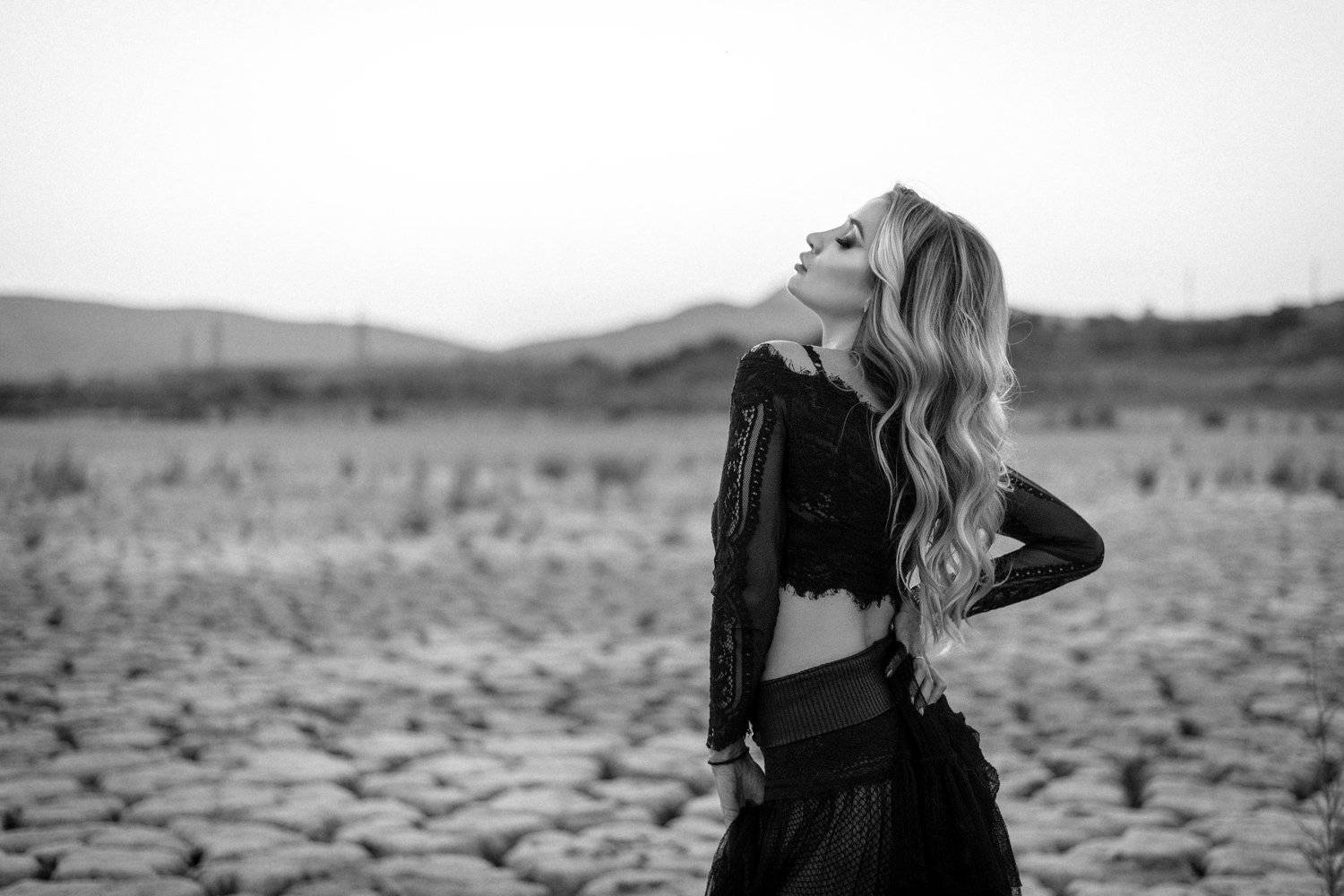 , Юлия Ларина