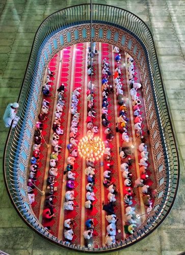 Pray time.