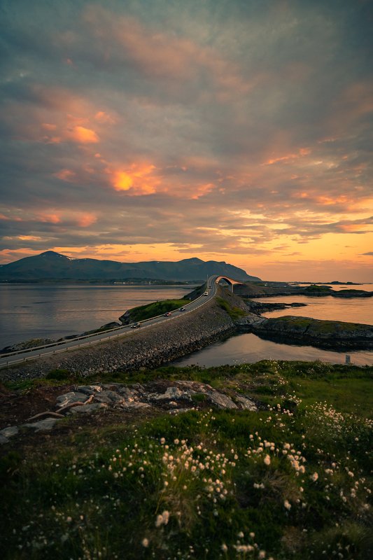 Sunset at Atlantic Ocean Road фото превью
