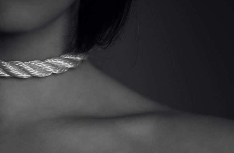 #blackandwhite #conceptual #depression #selfportrait #nude Necklace фото превью