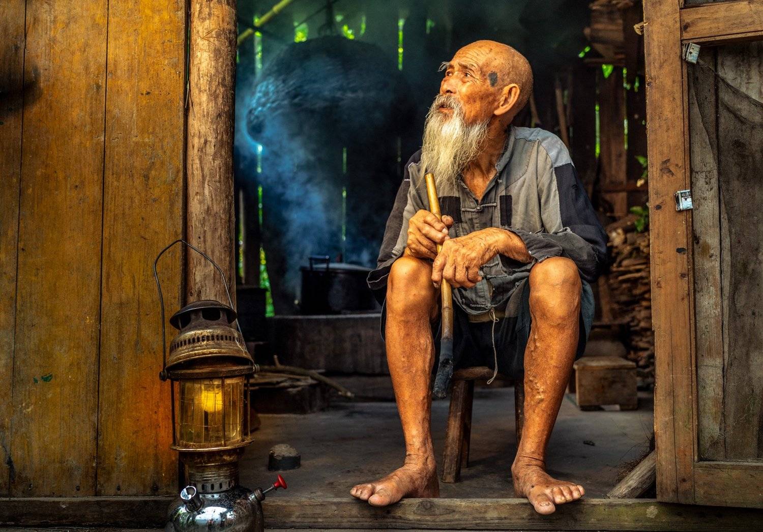 china, guilin, cormorant, fisherman, smoke, pipe, village, stove, Ross McGree