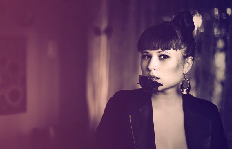 Она фото превью