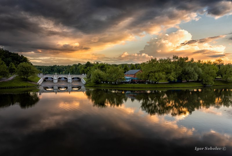 царицыно, москва, закат, вечер Облачное фото превью