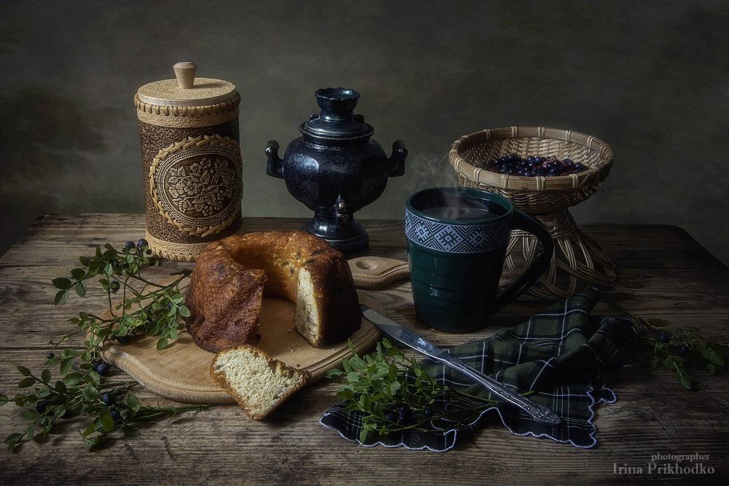 натюрморт, художественное фото, деревенский, ретро, стол, еда, горячий чай, выпечка, черника, Ирина Приходько