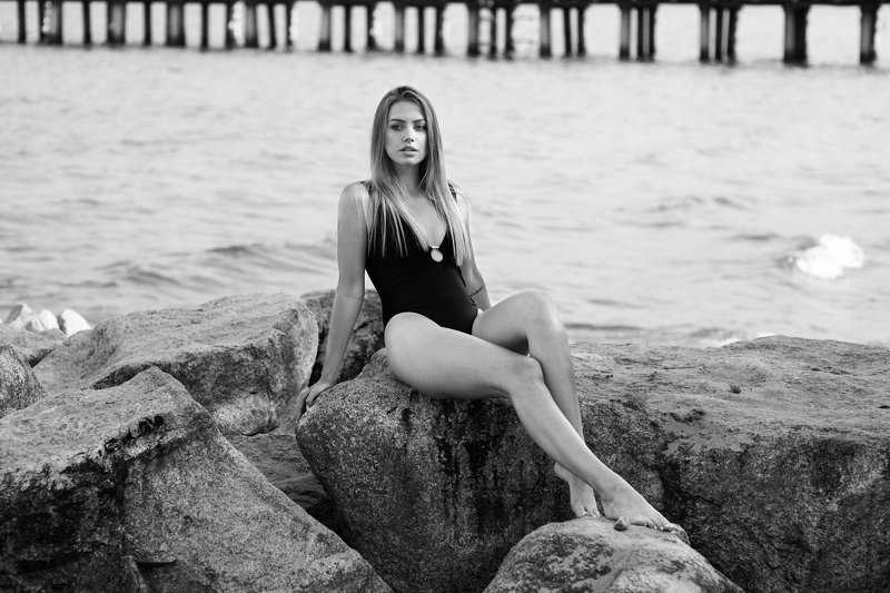 Monika фото превью