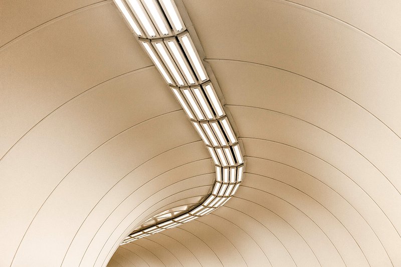 архитектура, свет, light, dark, лампы, стрит, репортажная «Хребет» фото превью