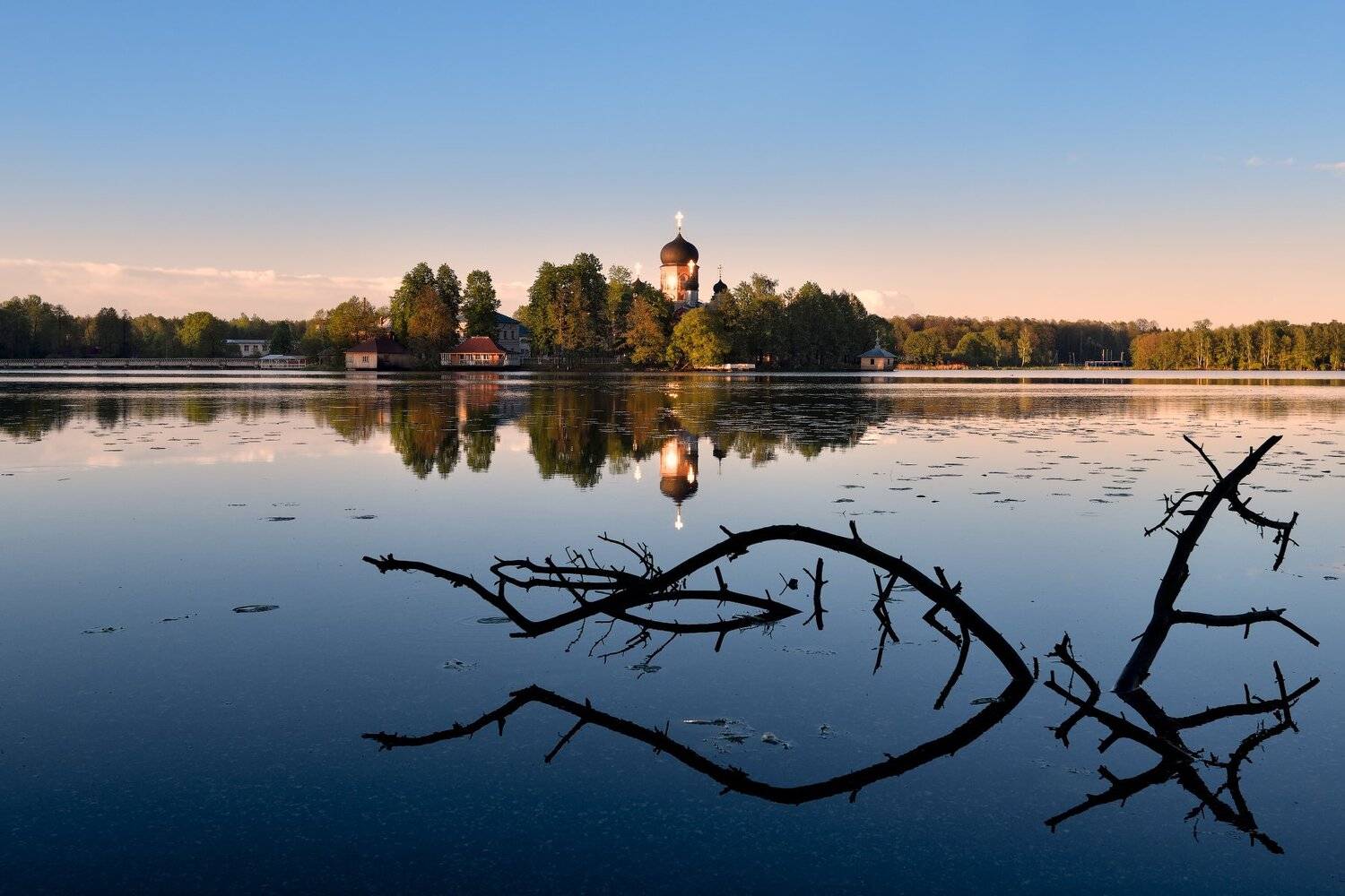 лето,вечер,закат,озеро,храм,отражение, Виталий Полуэктов
