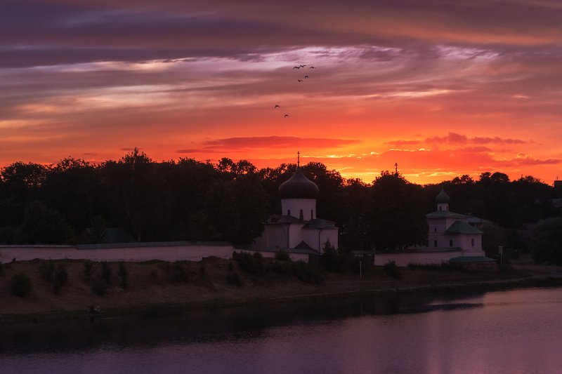 псков, закат Середина лета фото превью