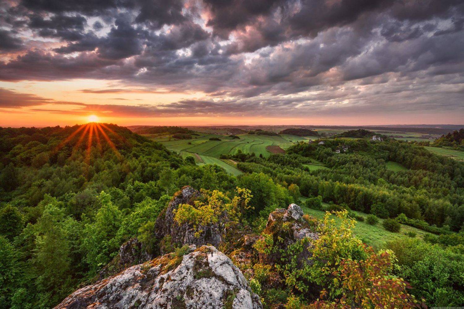 #cloud #sky  #nature #outdoors   #landscape #sunrise #landscape #nature #rock #tree #panoramic #nikon, Rafał Bujakowski