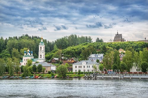 Вид на Плёс с реки