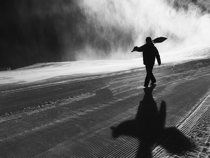 #street, #maksbelmont, #blackandwhite, #winter, #bansko, #travel, #storm, #nature, #mountains, A Lonely Walk фото превью