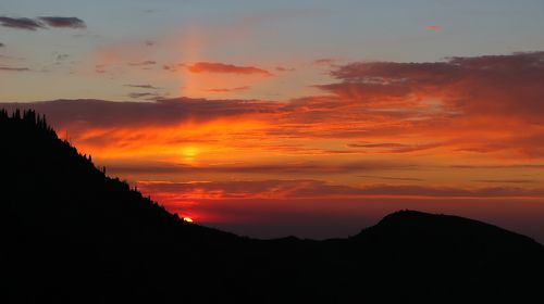 Два солнца.