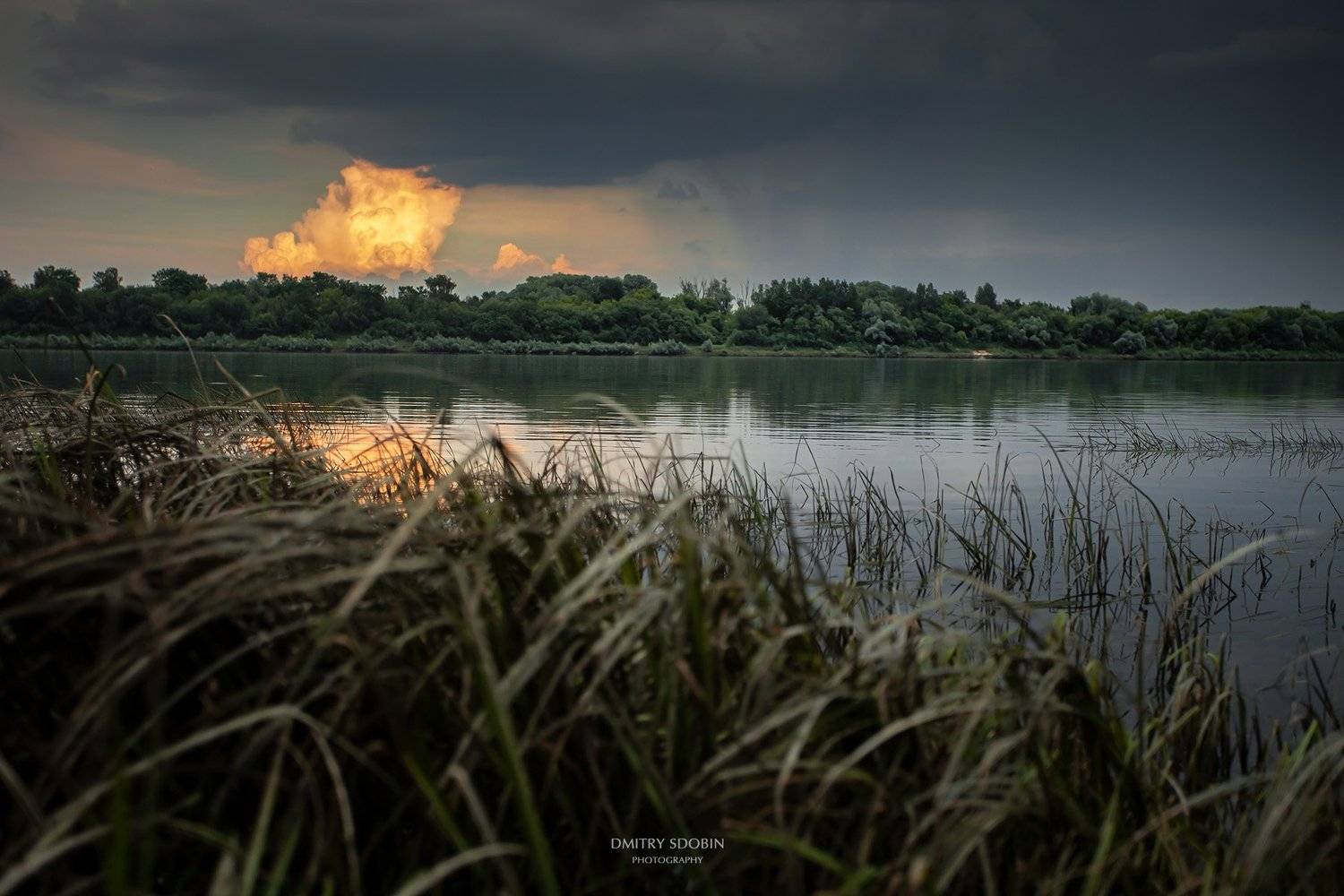 природа, пейзаж, река, облака, небо, тучи, гроза, закат, Дмитрий Сдобин