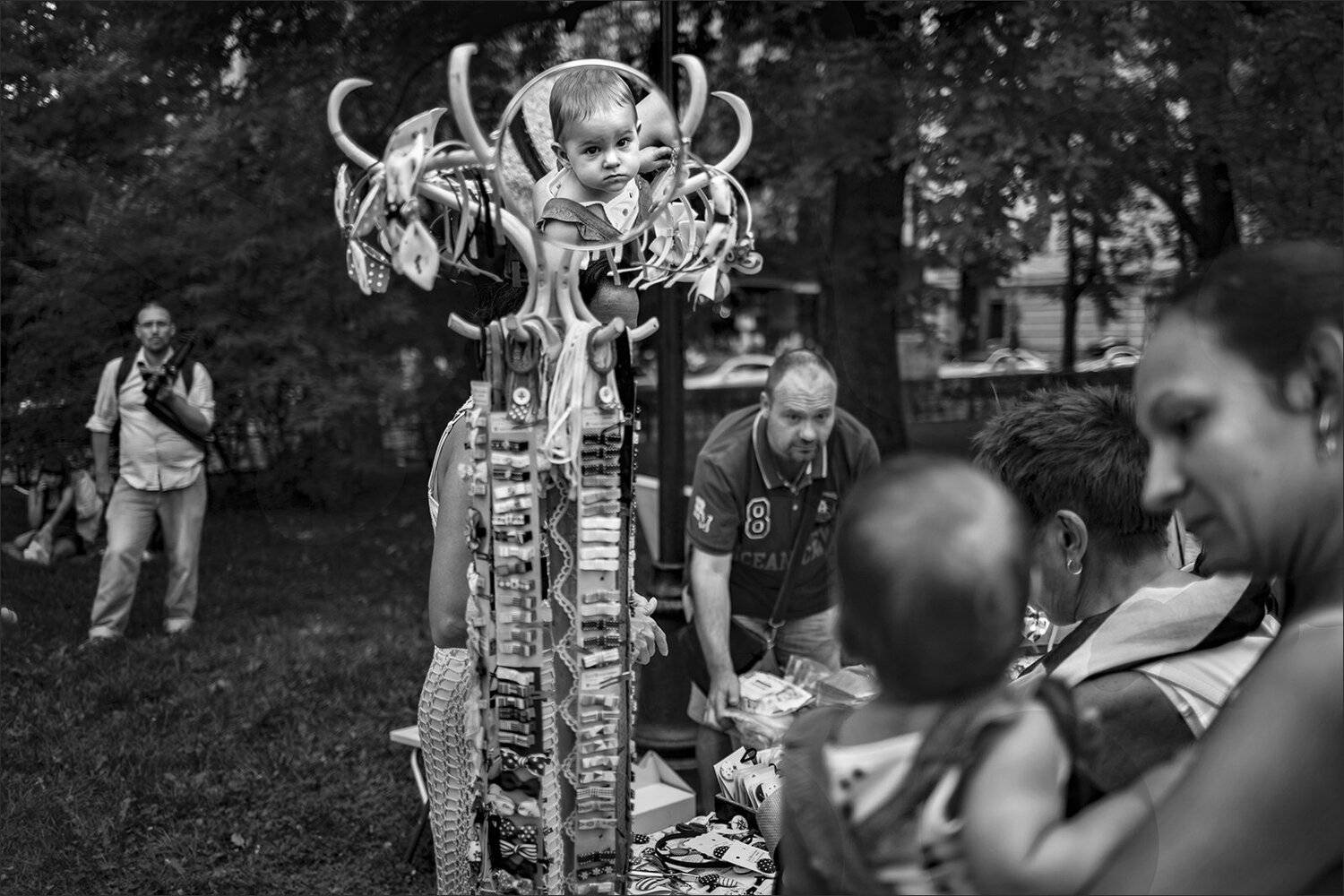 ***. Автор: Denis Buchel (Денис Бучель) bw, bnw, street, portrait, 35mm, composition, чб, портрет, уличнаяфотография, композиция, xt3, fujifilm, Denis Buchel (Денис Бучель)