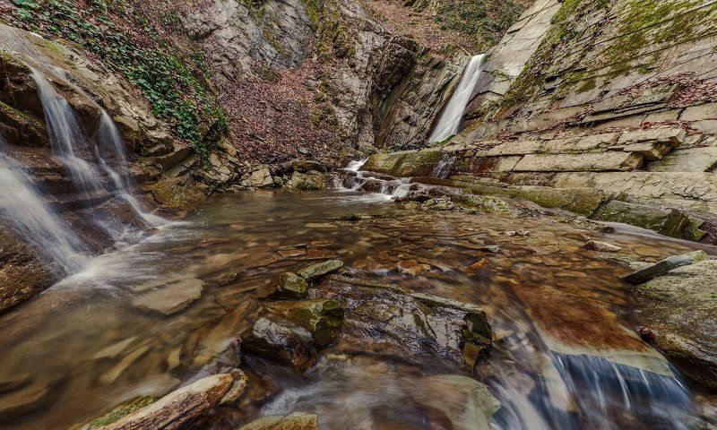 ГДЕ-ТО В ДЕБРЯХ РУЧЬЯ БЕШЕНОГО фото превью
