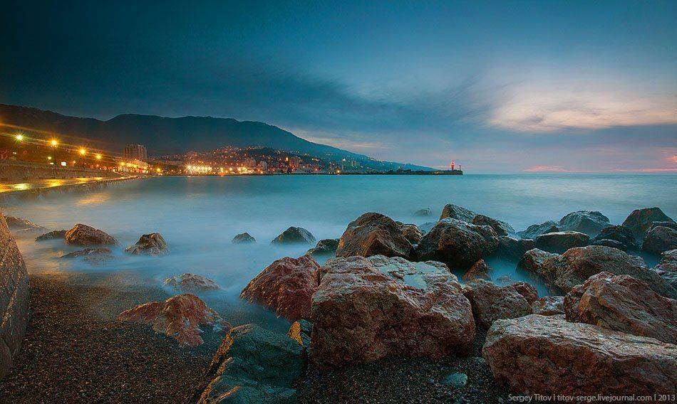 крым, море, волна, камни, пляж, маяк, ялта, Serge Titov