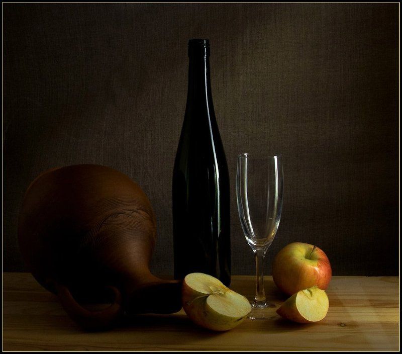 Натюрморт с яблоками фото превью