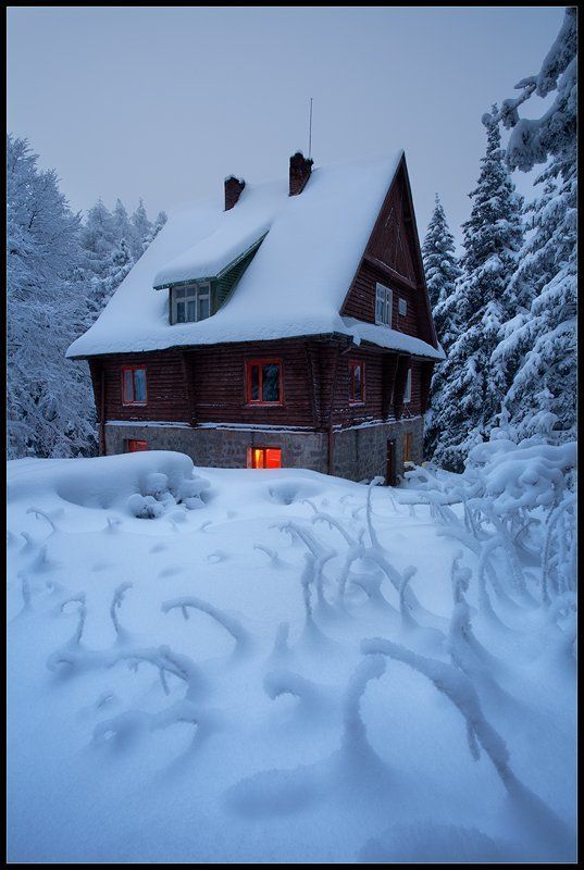 Snow house фото превью