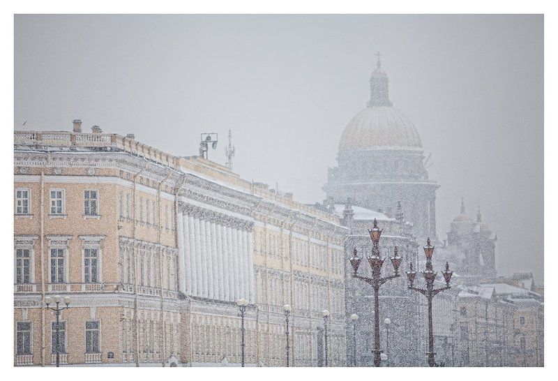 Акварельный заснеженный град Петра.. фото превью